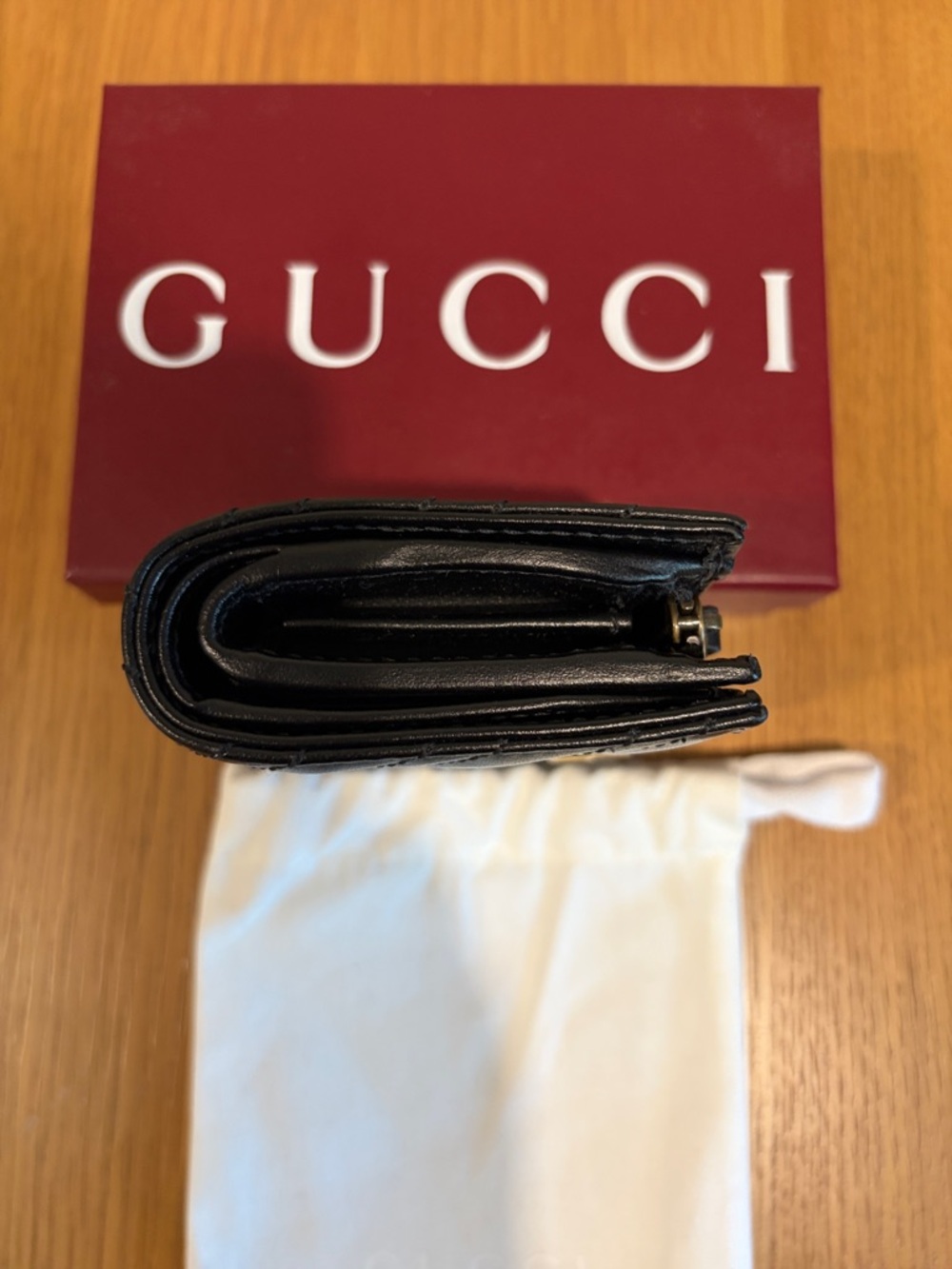 Gucci Black Quilted Chevron Marmont Wallet - Picture 6 of 10
